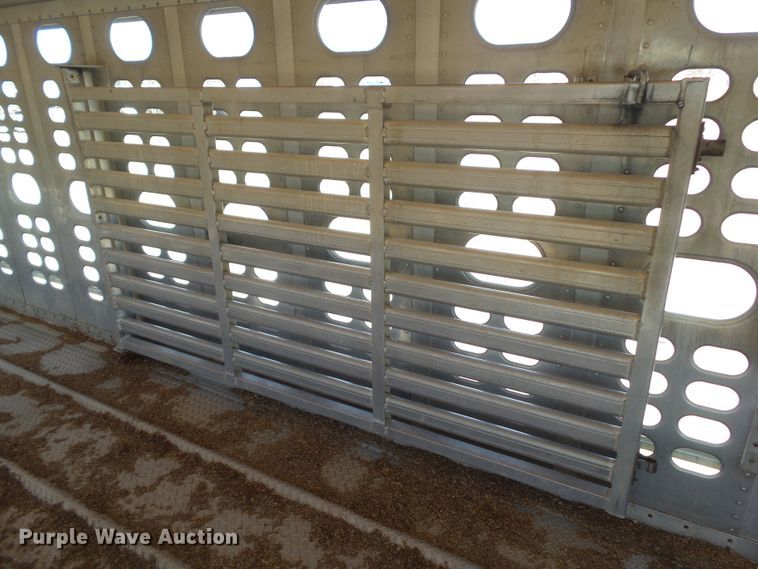 image for item DF0830 2008 Wilson PSDCL-402P livestock trailer