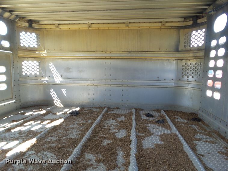 image for item DF0830 2008 Wilson PSDCL-402P livestock trailer