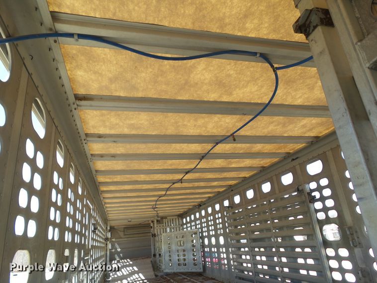 image for item DF0830 2008 Wilson PSDCL-402P livestock trailer