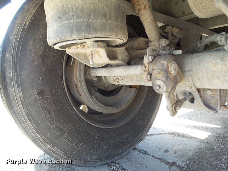 image for item DF0830 2008 Wilson PSDCL-402P livestock trailer