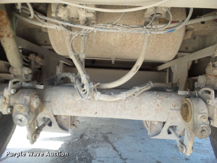 image for item DF0830 2008 Wilson PSDCL-402P livestock trailer