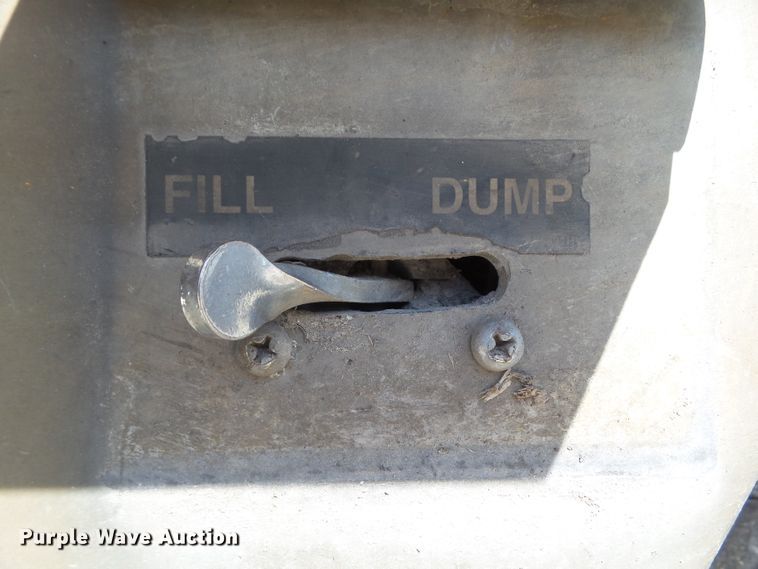 image for item DF0830 2008 Wilson PSDCL-402P livestock trailer