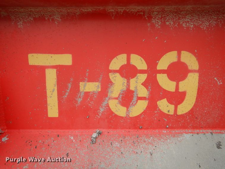 image for item DF3030 1980 C&P end dump trailer