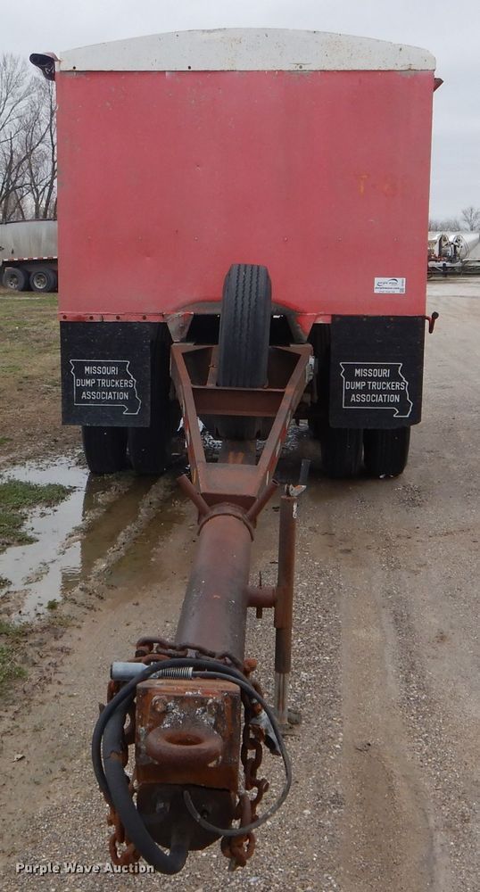 image for item DF3031 1981 C&P WS72-HPT-120-14 end dump trailer