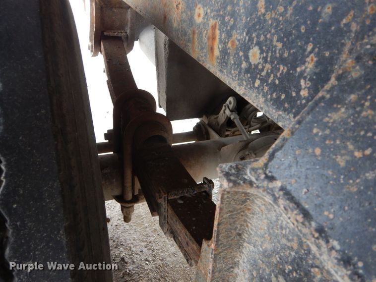 image for item DF3031 1981 C&P WS72-HPT-120-14 end dump trailer