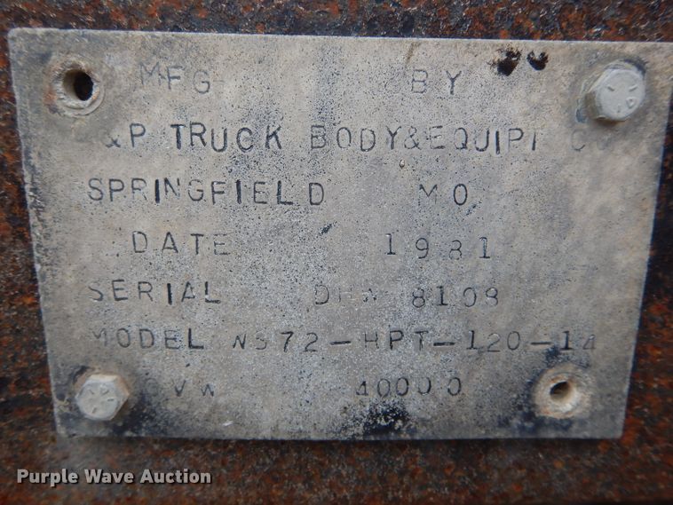 image for item DF3031 1981 C&P WS72-HPT-120-14 end dump trailer