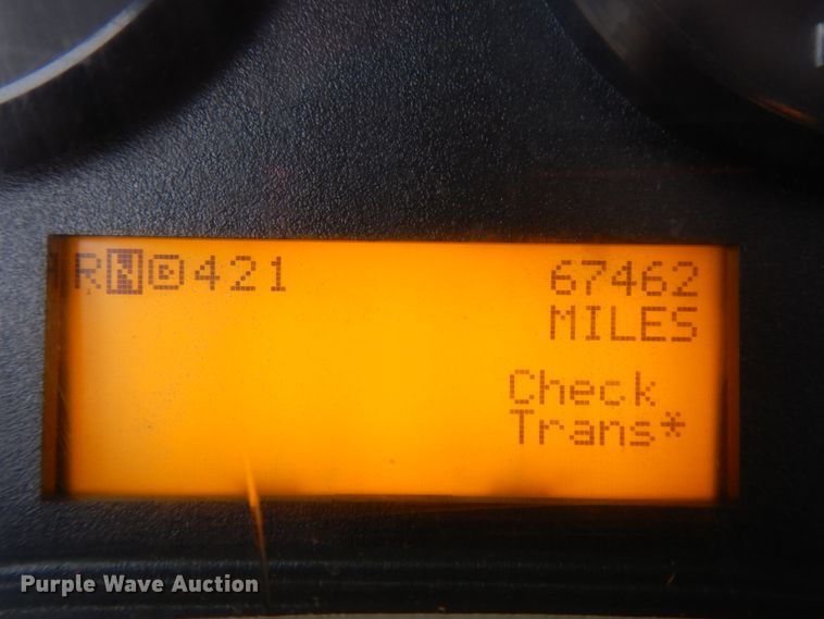 image for item DF6032 2012 International DuraStar 4300 truck cab and chassis