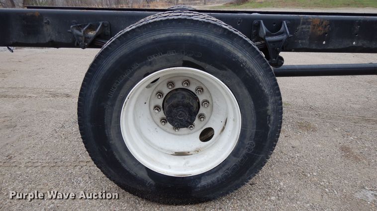 image for item DF6032 2012 International DuraStar 4300 truck cab and chassis