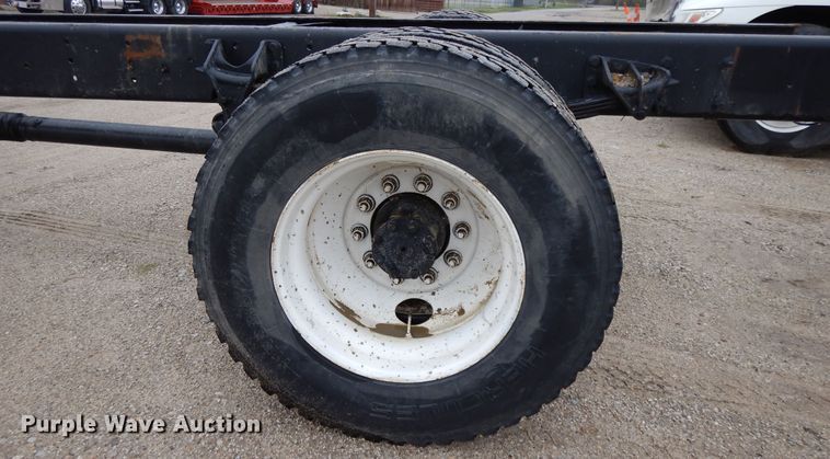 image for item DF6032 2012 International DuraStar 4300 truck cab and chassis