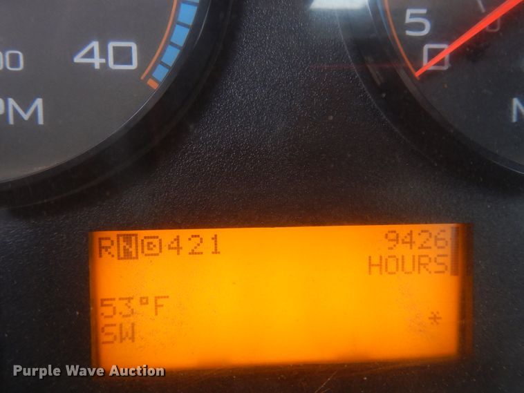 image for item DF6034 2012 International DuraStar 4300 truck cab and chassis