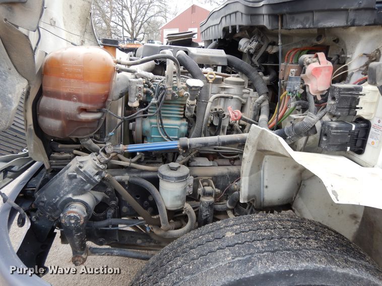 image for item DF6035 2012 International DuraStar 4300 truck cab and chassis