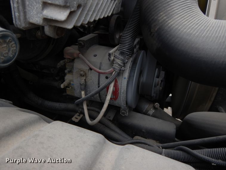 image for item DF6035 2012 International DuraStar 4300 truck cab and chassis