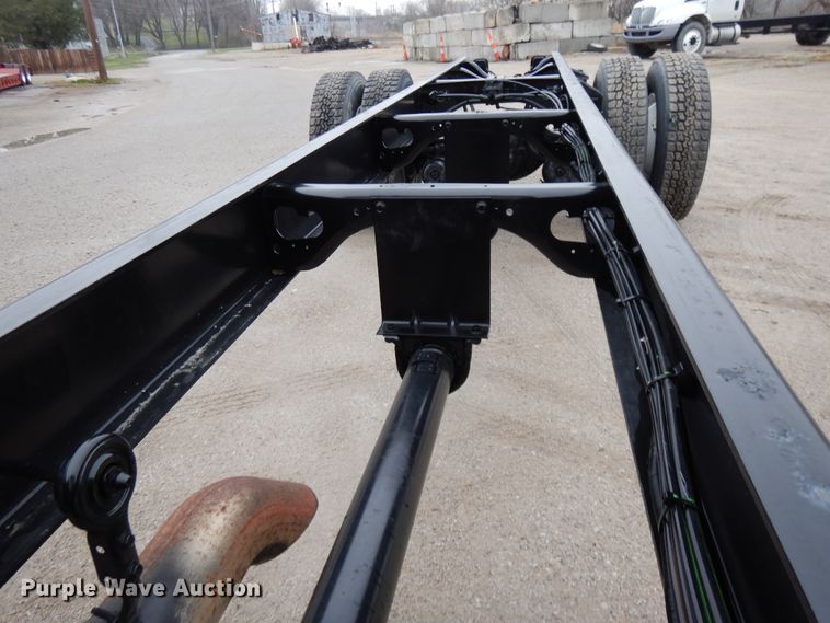 image for item DF6035 2012 International DuraStar 4300 truck cab and chassis