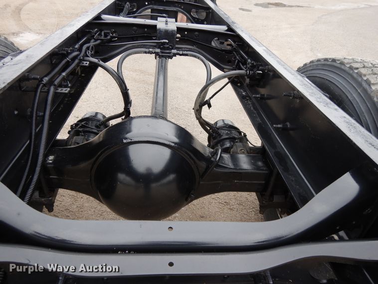 image for item DF6035 2012 International DuraStar 4300 truck cab and chassis