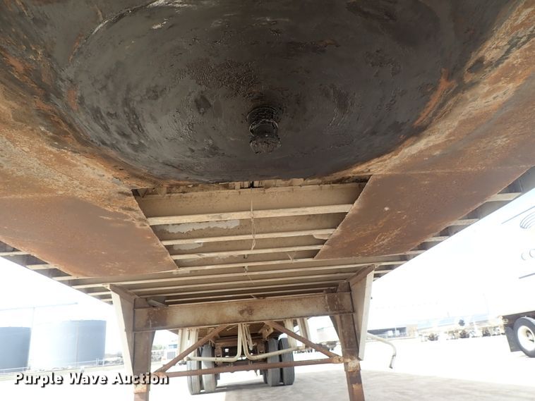 image for item DG3035 1973 Trailmobile A11J4SA1 dry van trailer