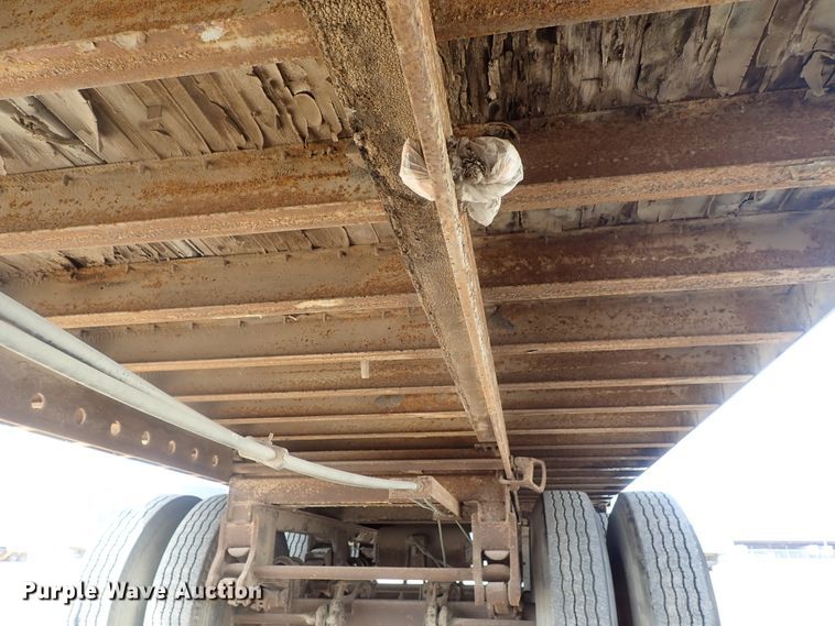 image for item DG3035 1973 Trailmobile A11J4SA1 dry van trailer