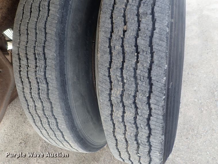 image for item DG3035 1973 Trailmobile A11J4SA1 dry van trailer