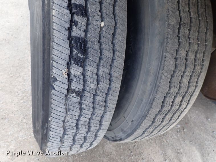 image for item DG3035 1973 Trailmobile A11J4SA1 dry van trailer