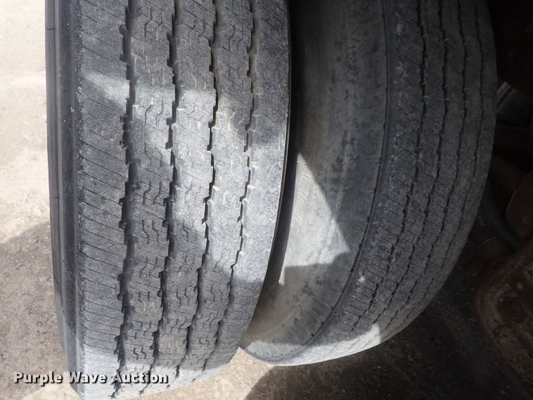 image for item DG3035 1973 Trailmobile A11J4SA1 dry van trailer