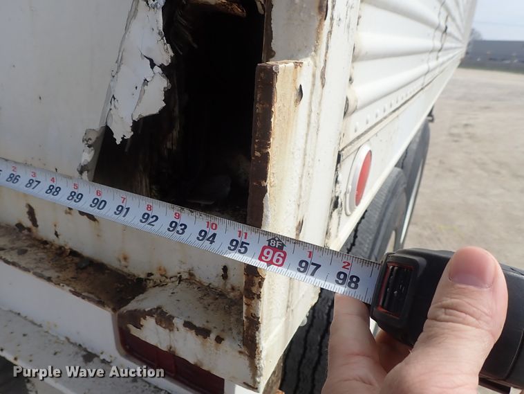 image for item DG3035 1973 Trailmobile A11J4SA1 dry van trailer