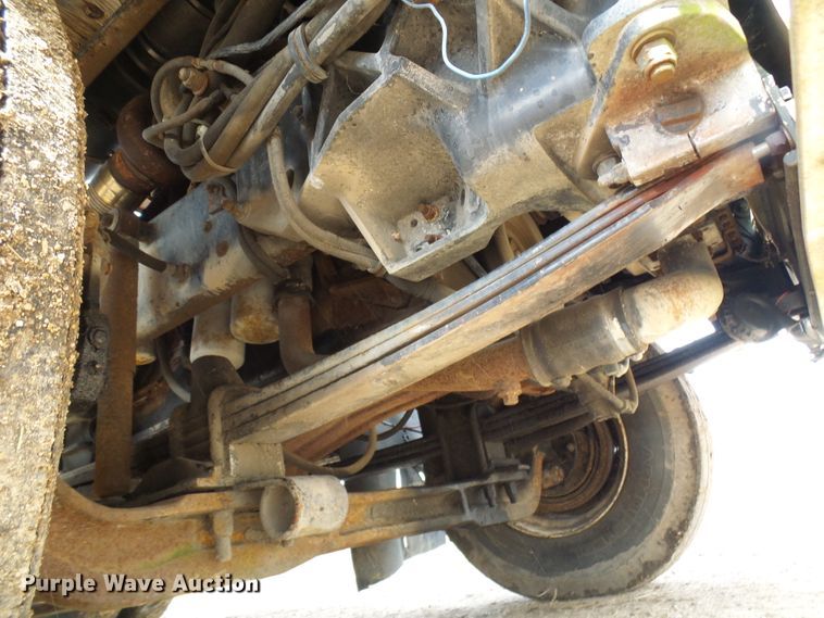 image for item DG5598 1985 Kenworth K100 semi truck