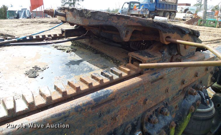 image for item DG5598 1985 Kenworth K100 semi truck