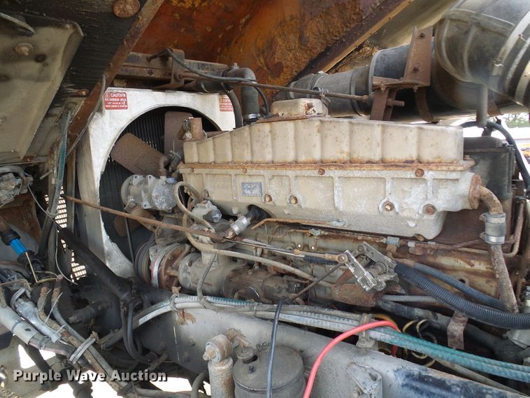 image for item DG5598 1985 Kenworth K100 semi truck