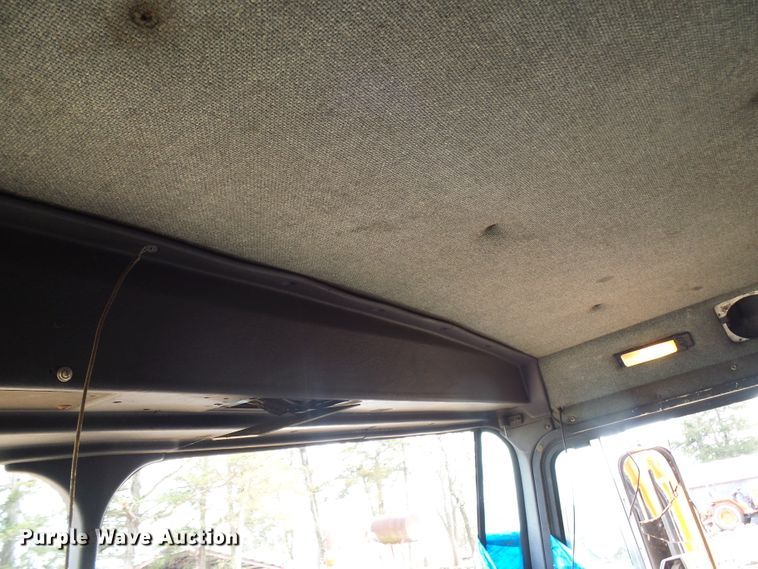 image for item DG5598 1985 Kenworth K100 semi truck