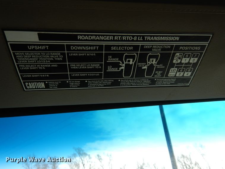 image for item DG6350 2007 Sterling LT8500 truck cab and chassis