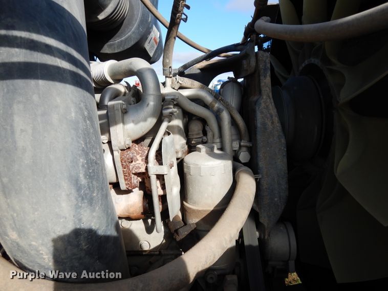 image for item DG6350 2007 Sterling LT8500 truck cab and chassis