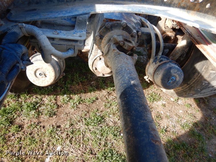 image for item DG6350 2007 Sterling LT8500 truck cab and chassis