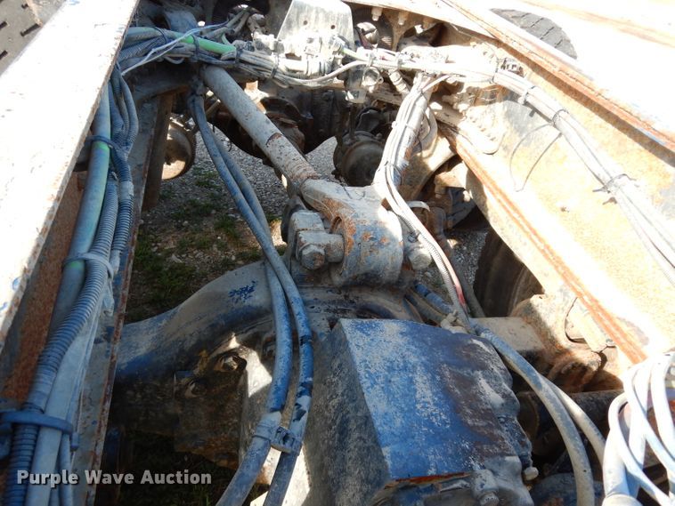 image for item DG6350 2007 Sterling LT8500 truck cab and chassis