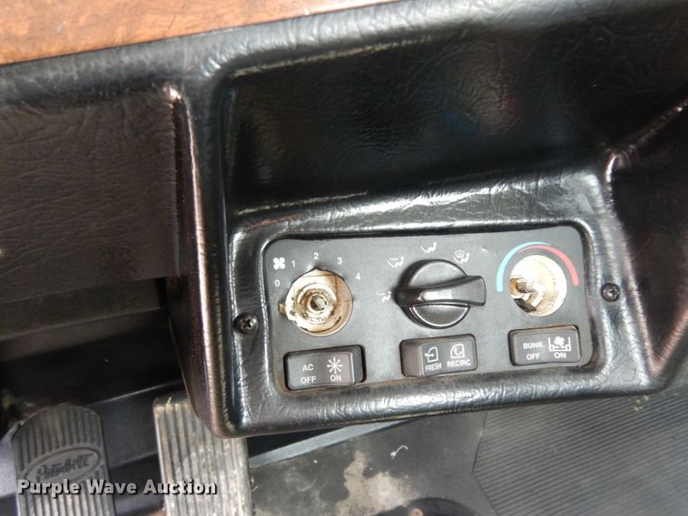 image for item DH2400 1995 Peterbilt 377 semi truck