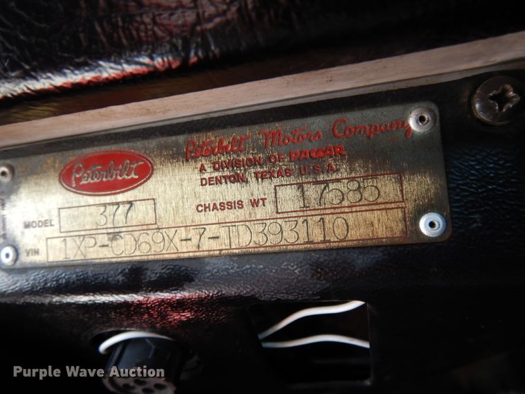 image for item DH2400 1995 Peterbilt 377 semi truck