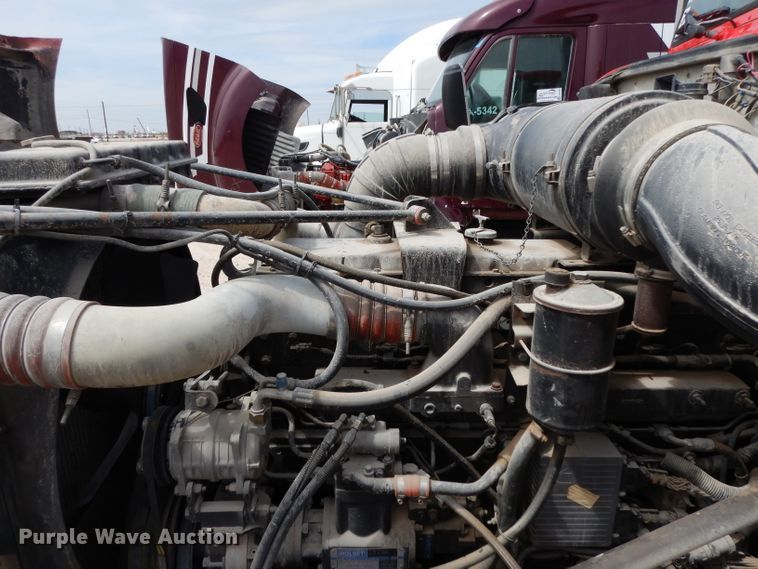 image for item DH2400 1995 Peterbilt 377 semi truck