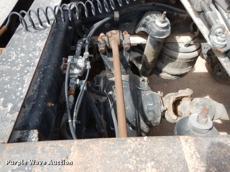 image for item DH2400 1995 Peterbilt 377 semi truck