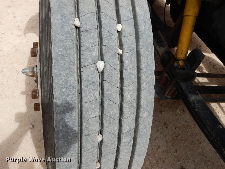 image for item DH2400 1995 Peterbilt 377 semi truck