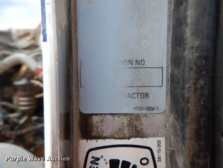 image for item DH2401 2003 Kenworth semi truck