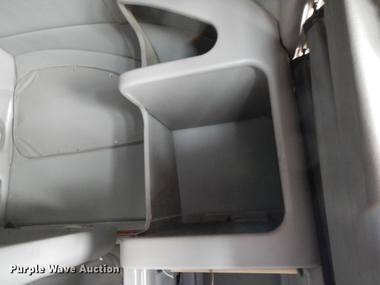 image for item DH2402 2010 Peterbilt 387 semi truck