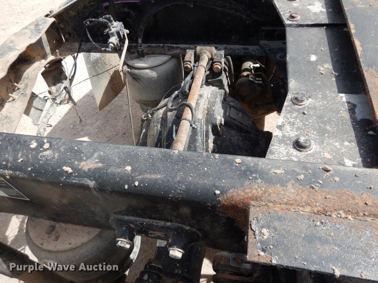 image for item DH2402 2010 Peterbilt 387 semi truck