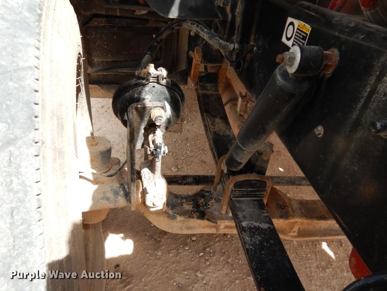 image for item DH2402 2010 Peterbilt 387 semi truck