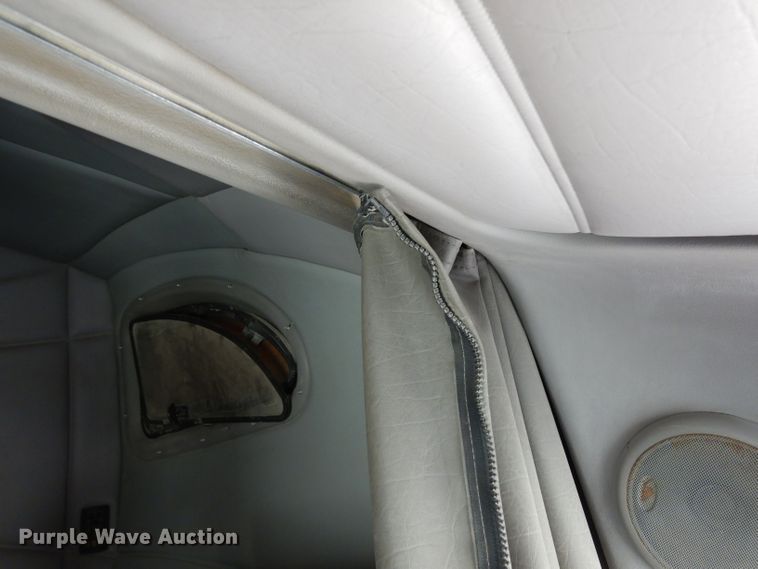 image for item DH2403 2009 Peterbilt 387 semi truck