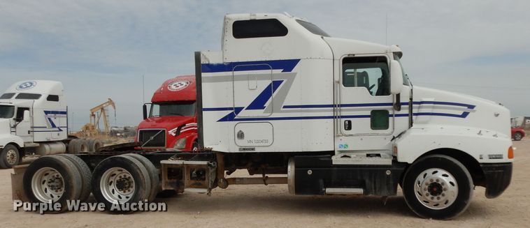 image for item DH2404 2007 Kenworth T600 semi truck
