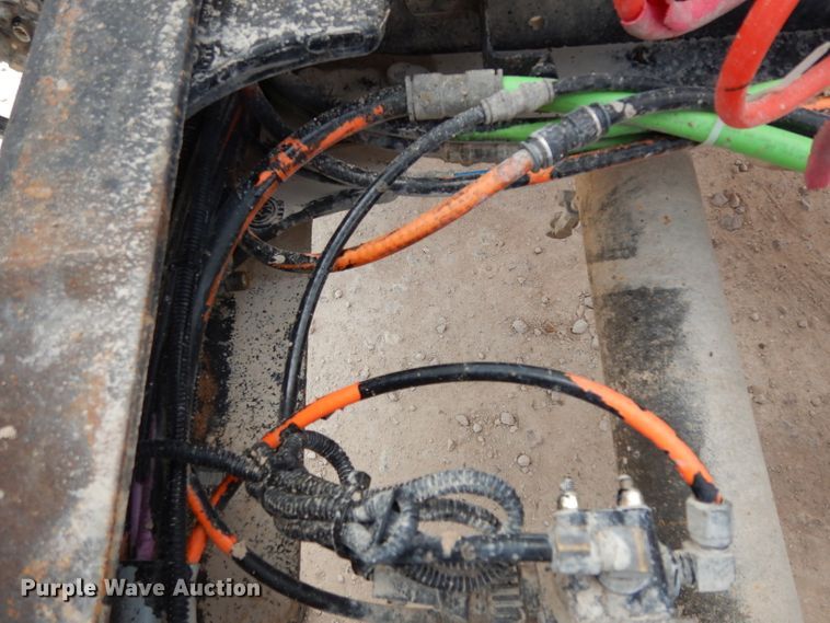 image for item DH2404 2007 Kenworth T600 semi truck