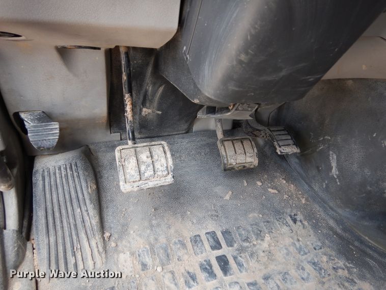 image for item DH2405 2009 Volvo VNL semi truck