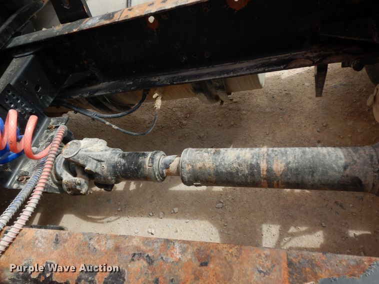 image for item DH2405 2009 Volvo VNL semi truck