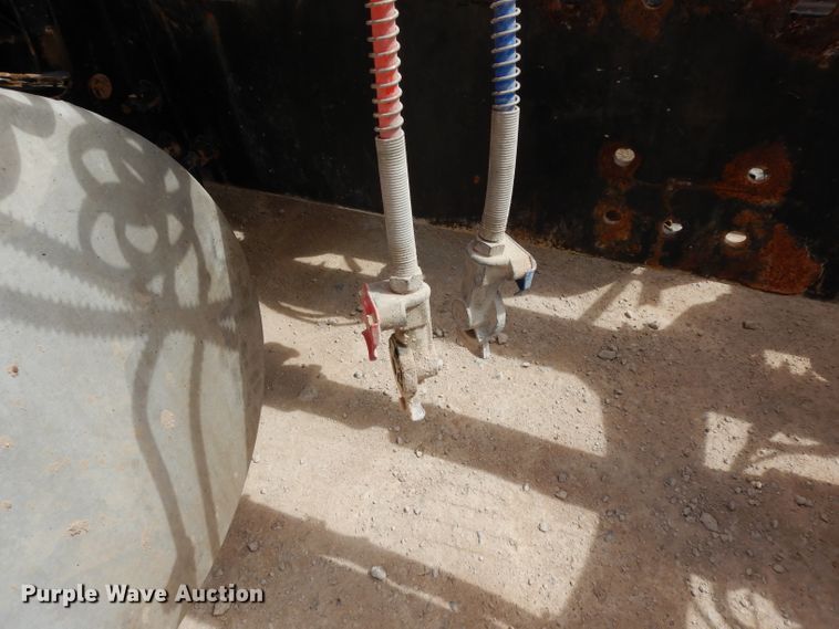 image for item DH2405 2009 Volvo VNL semi truck