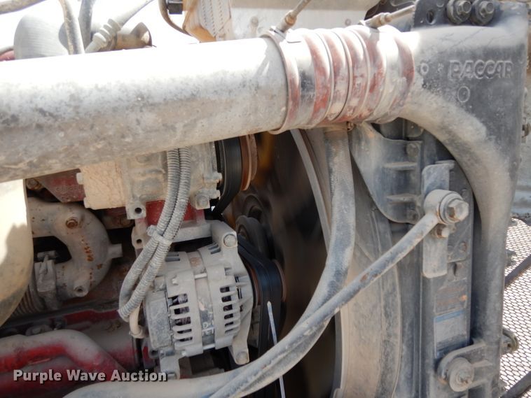 image for item DH2406 2011 Peterbilt 386 semi truck