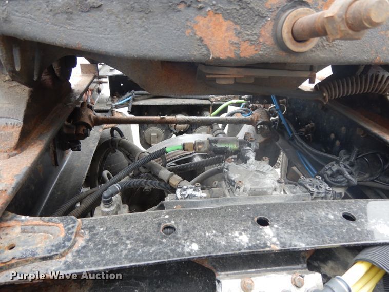 image for item DH2413 2009 Freightliner Cascadia semi truck