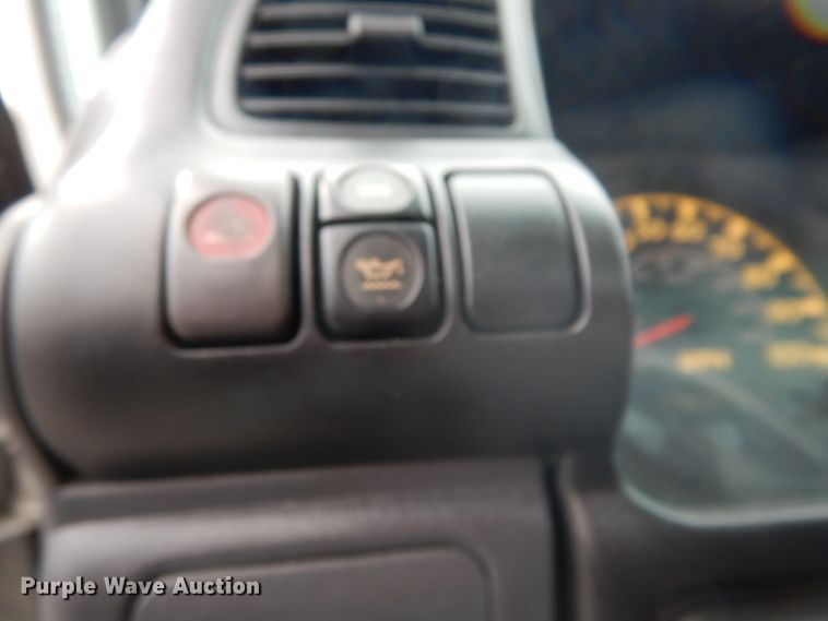 image for item DH2414 2006 Chevrolet W45042 box truck